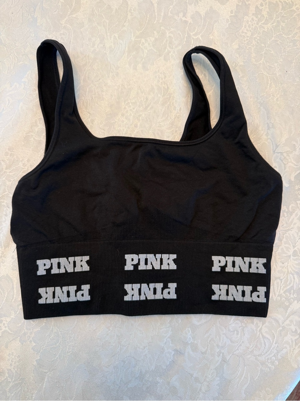 Victoria's Secret PINK Seamless Logo Sports Bra - Black and White